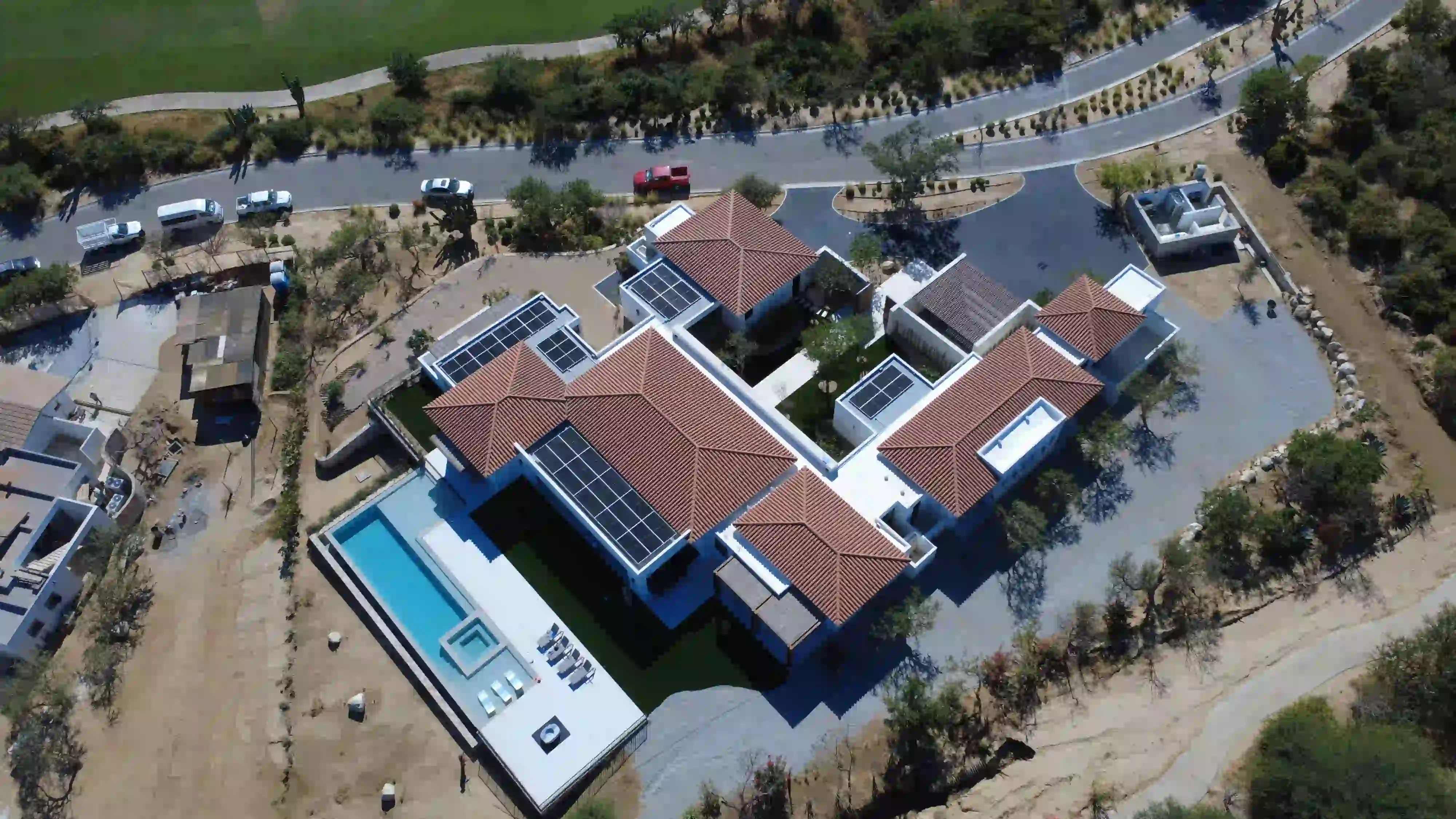 Híbrido + Baterías